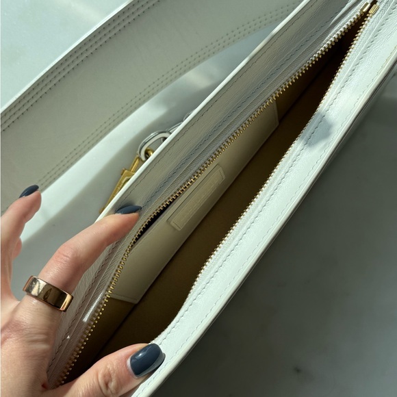 JACQUEMUS
Le Ciuciu Leather Shoulder Bag - Picture 7 of 7